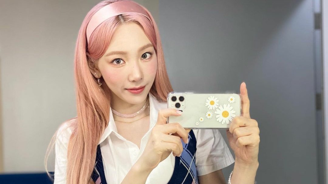 imchoconene's tweet photo. Experimentar un #PinkFactory4ThCB debe ser icónico, y lo voy a poder decir desde la experiencia en primera persona porque tengo una entrada con mi nombre que me llevará a ver #Pf뿐One con heart eyes brillosos, me harán parecer + chica anime que de costumbre de la emoción. ♡🍿♡ https://t.co/QnNYHbvtCf