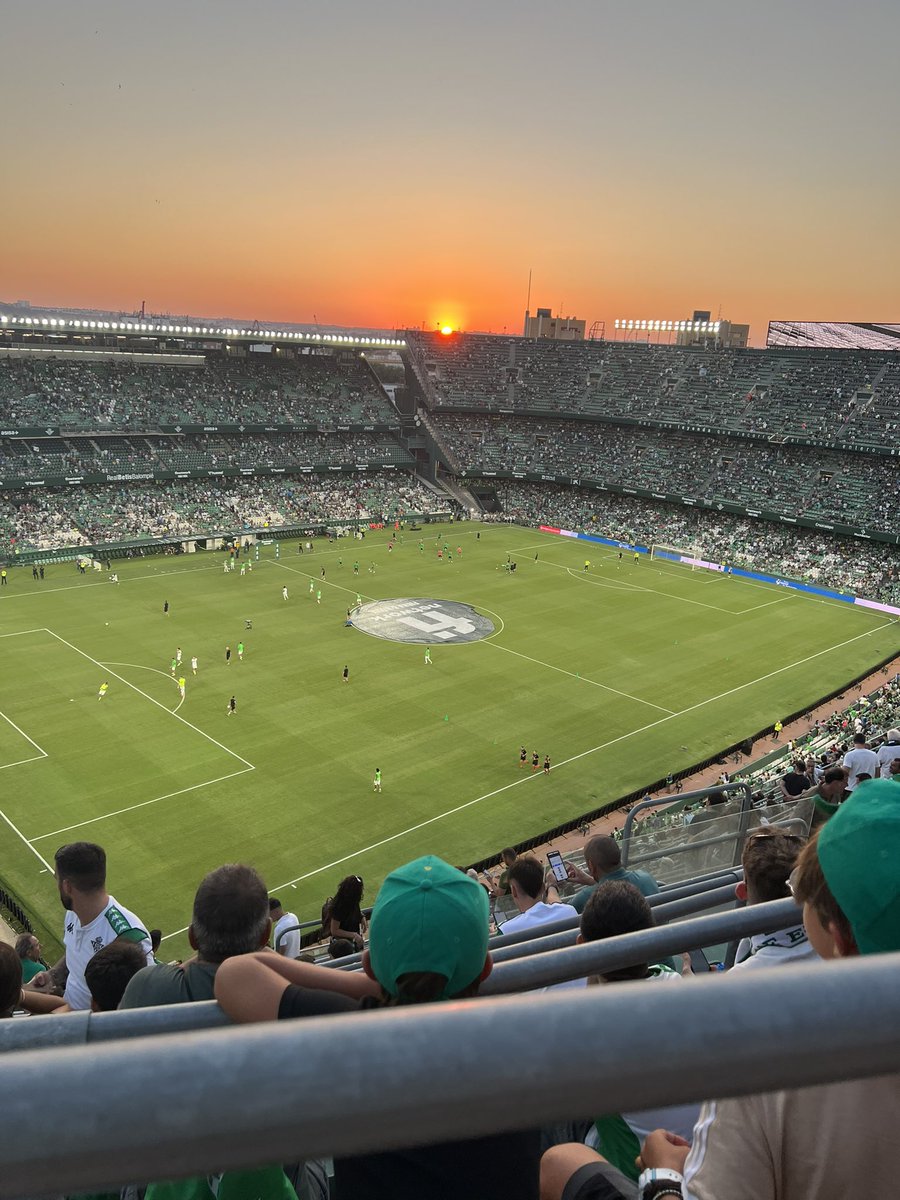 nerdlmao's tweet photo. Definitely one of the best stadiums I have visited so far. https://t.co/1JhbIV4nuc