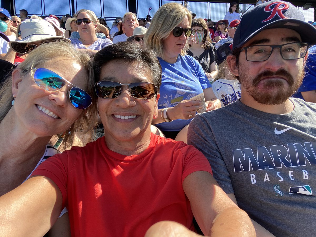 JudgeMaryYu's tweet photo. Perfect way to spend a Sunday afternoon - baseball forever!  #Rselfie https://t.co/BX53R6XhmD