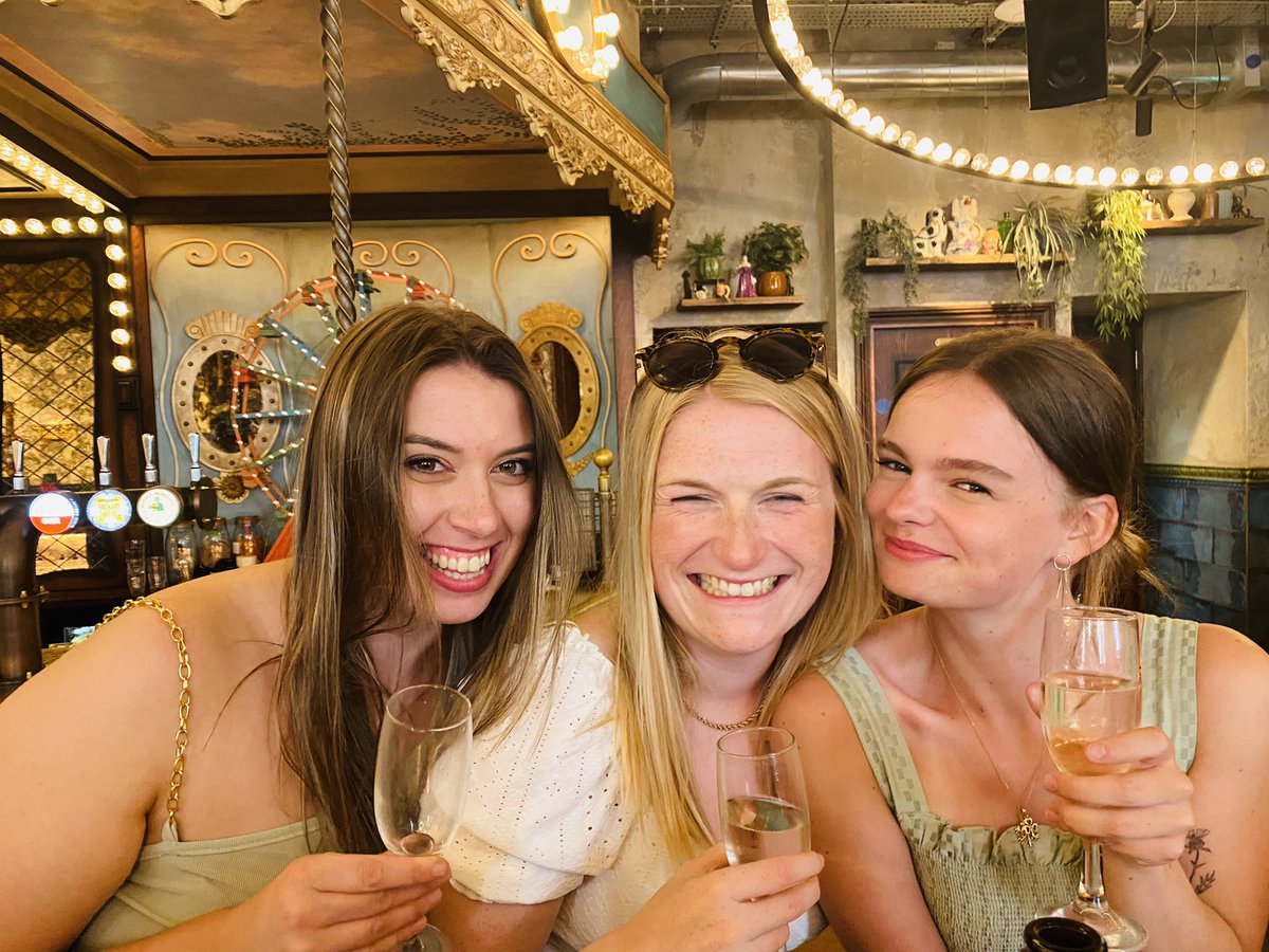 Celebrating our league win and promotion 💜 <a href="/shipleyswiftsnc/">Shipley Swifts NC</a> #netballfriends #winners #promotion