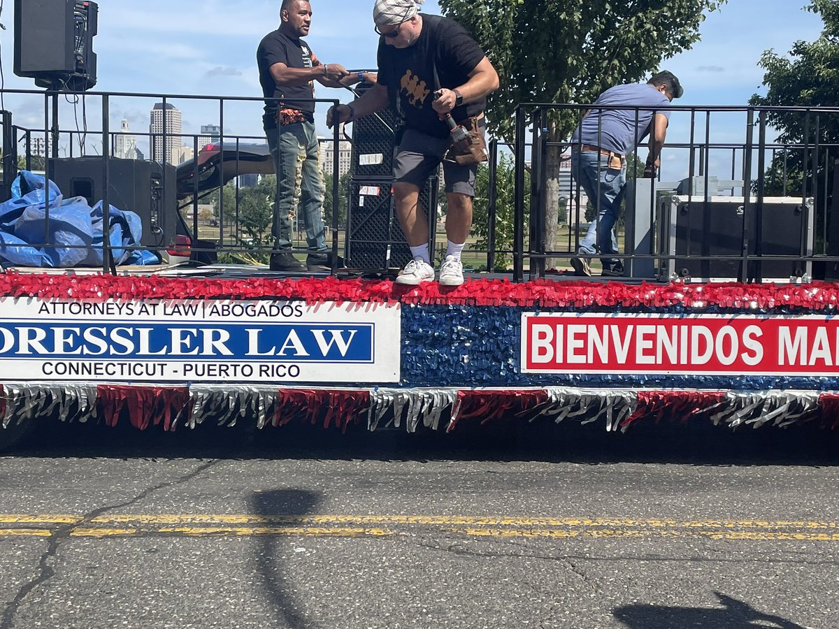 Great time with our Paso a Paso teachers from PR at the Hartford Puerto Rican Day Parade. Big thank you to <a href="/DresslerLaw/">Dressler Law</a> for the warm welcome!  🇵🇷 <a href="/Hartford_Public/">Hartford Public Schools</a>