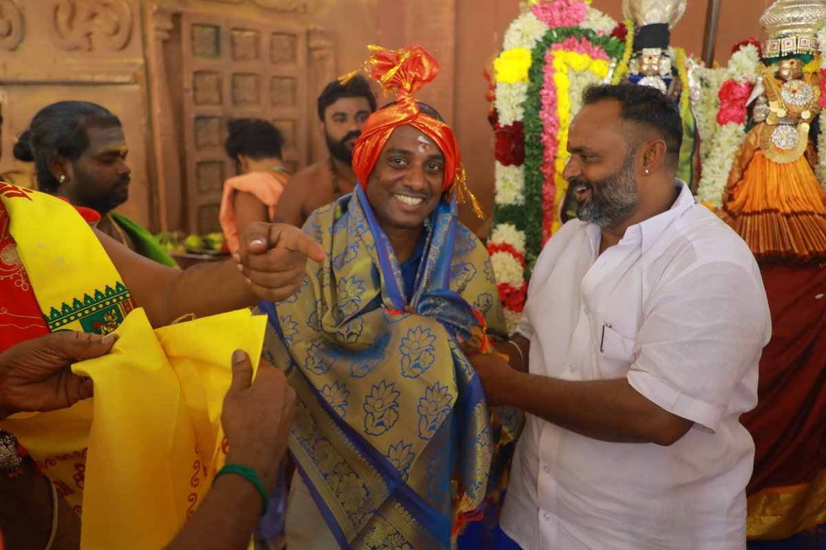 yourbackers's tweet photo. திருக்காஞ்சி,ஸ்ரீகங்கைவராக நதீஸ்வரர் ஆலயத்தில் நடைபெற்ற 'மணி விழா மகா சங்கமம்' நிகழ்ச்சியில் 60 தம்பதிகளுக்கு நடைபெற்ற சஷ்டியப்த பூர்த்தி @KrishYourbacker  
@PMOIndia @HMOIndia @MinOfCultureGoI #krishnaraju @LGov_Puducherry https://t.co/1w108SNZIq