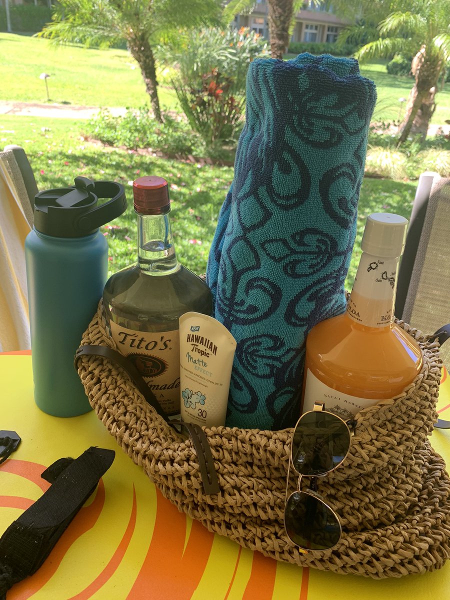 All necessities are in the beach bag and we are ready to go! <a href="/SiriusSummit/">Sirius Summit</a> 🌊🏝🏖🌞🕶