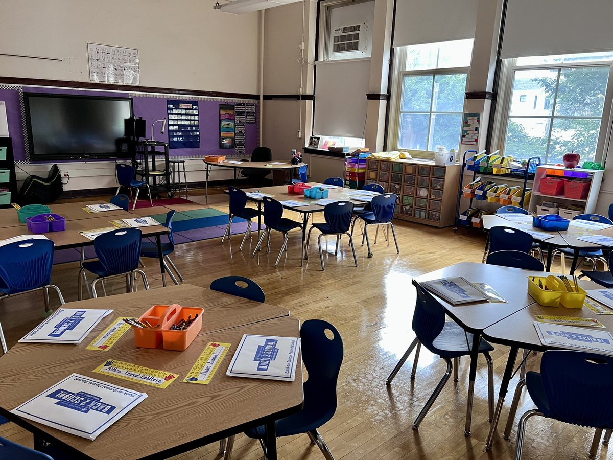 CoonleyES's tweet photo. We cannot wait to welcome back our Cougars tomorrow! 2022-2023 is going to be an incredible year of connection, community and learning. 💙💛 #thebestarewithCPS #togethereverythingispossible https://t.co/VrowOah76Q