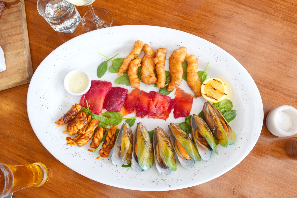 BPKGuide's tweet image. 🍔 When in New Zealand, order seafood! It's always fresh and always a treat!

#foodporn #yummy #nzfood #eat #delicious #yumyum #yum #food #instafood #foodpic