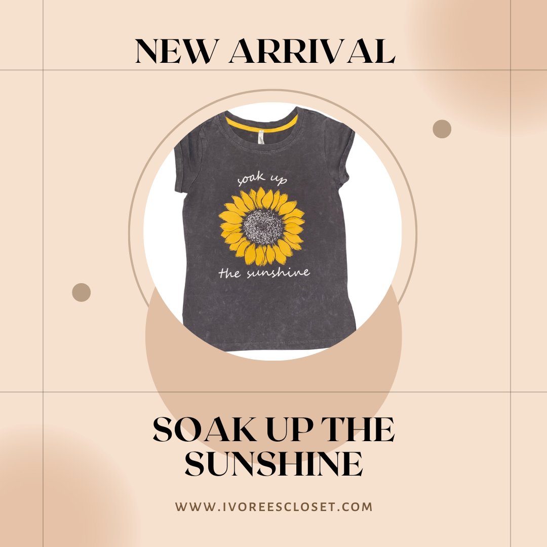 Ivoreescloset's tweet photo. Even though summer is coming to a close, everyday is a good day to soak up the sunshine!  This is a perfect addition to your child's back to school wardrobe.
https://t.co/aaxuvmGFdb
#BacktoSchool2022 #kidsfashion #shopsmall #BlackOwnedBusiness #womanowned https://t.co/vsHkpDV9gh
