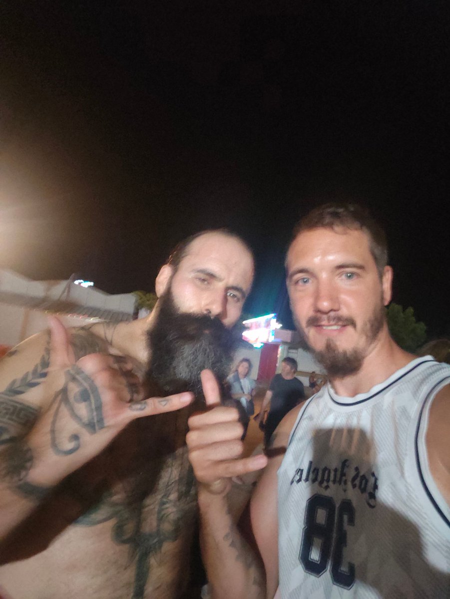 LeRomano4's tweet photo. Merci #abccatch pour mon 1er show de catch . Merci @TomLaRuffa pour les photos et pour avoir était si accessible j'ai conclus mes vacances de bien belle manière la tête plein de souvenir ! Merci Ahou ! #belleesprit https://t.co/gM9at6ocjy