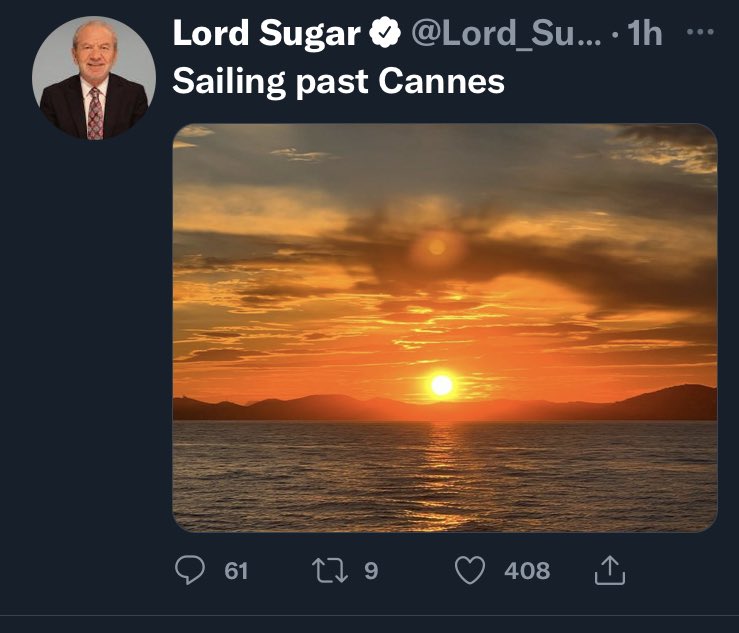 MjT62's tweet photo. @russellcrowe On Mr Sugar’s  boat 🤣 https://t.co/fsVa8yVAuU