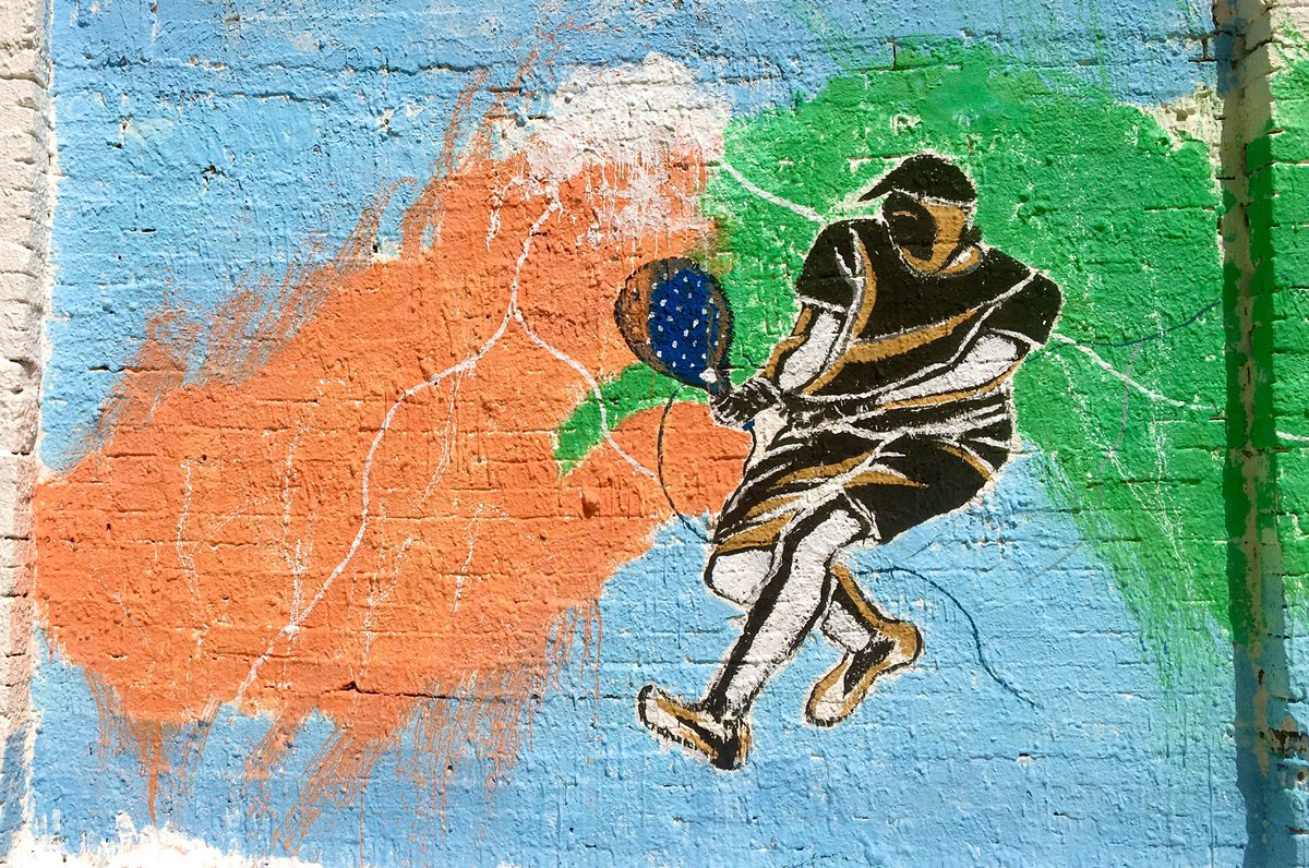 Doaaelsaghir1's tweet photo. Challenging artwork 💪🏻☄️ 
18 meters 

#graffitiart 
#artistsontwitter 
#artvsartist 
@Smash_padel1 ♥️♥️ https://t.co/QTj6U2n7uY