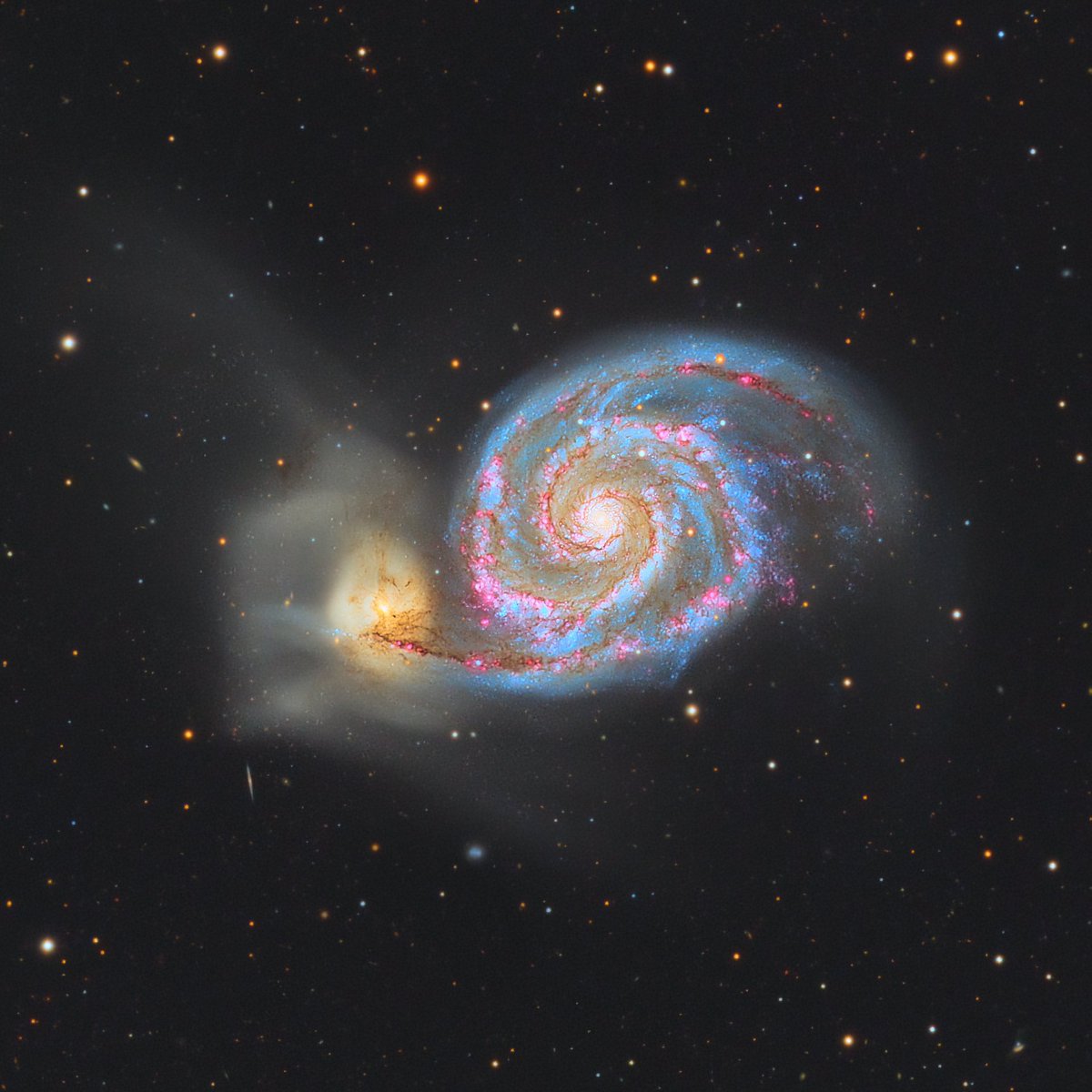 MatherneConnor's tweet photo. Woke up to 5000 followers- that's amazing. For those that are brand new because of my moon photo collab with @AJamesMcCarthy, I thought it would be worth showing you mainly what I do. I am a deep space astrophotographer. https://t.co/nvxi14QSxd