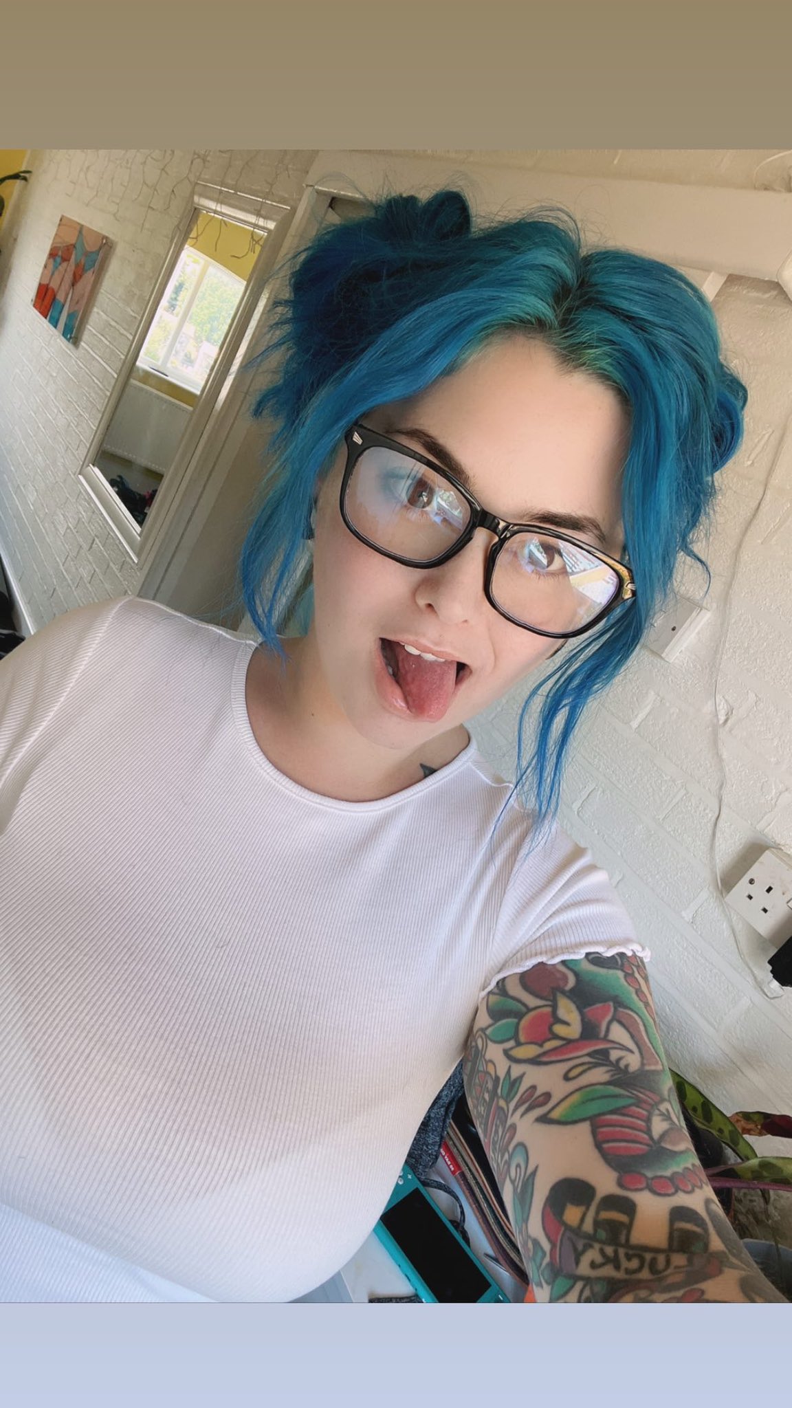 lola ‘mamaplugs’ mason on Twitter: "Had a family day and now my social