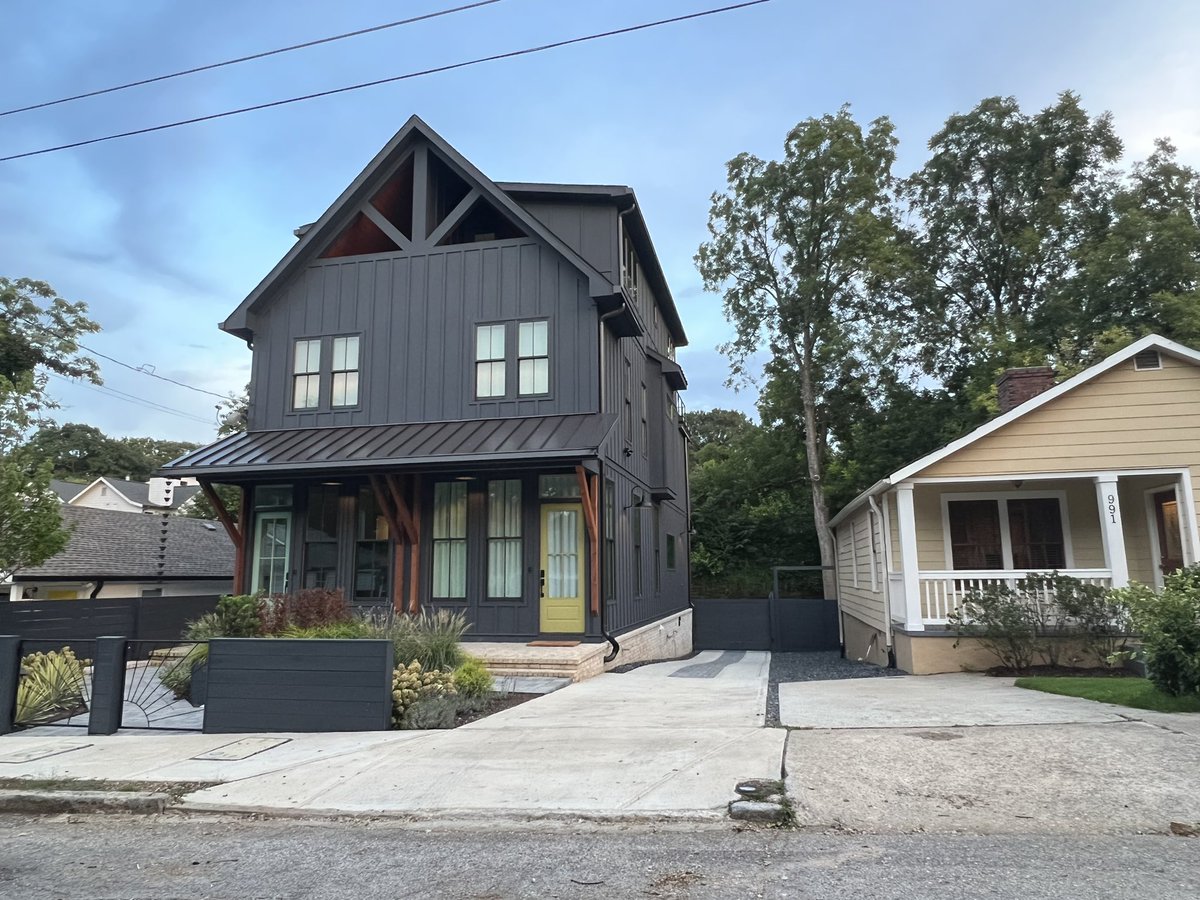 TyronMcDaniel's tweet photo. Yesterday I also visited Paintbox & Summerhill both really cool walkable developments! I always hit up Krog Market for food & vibes and drive around to check out any new developments that have popped up since my last visit! #DesignReconnaissance https://t.co/jPMzlBic6y