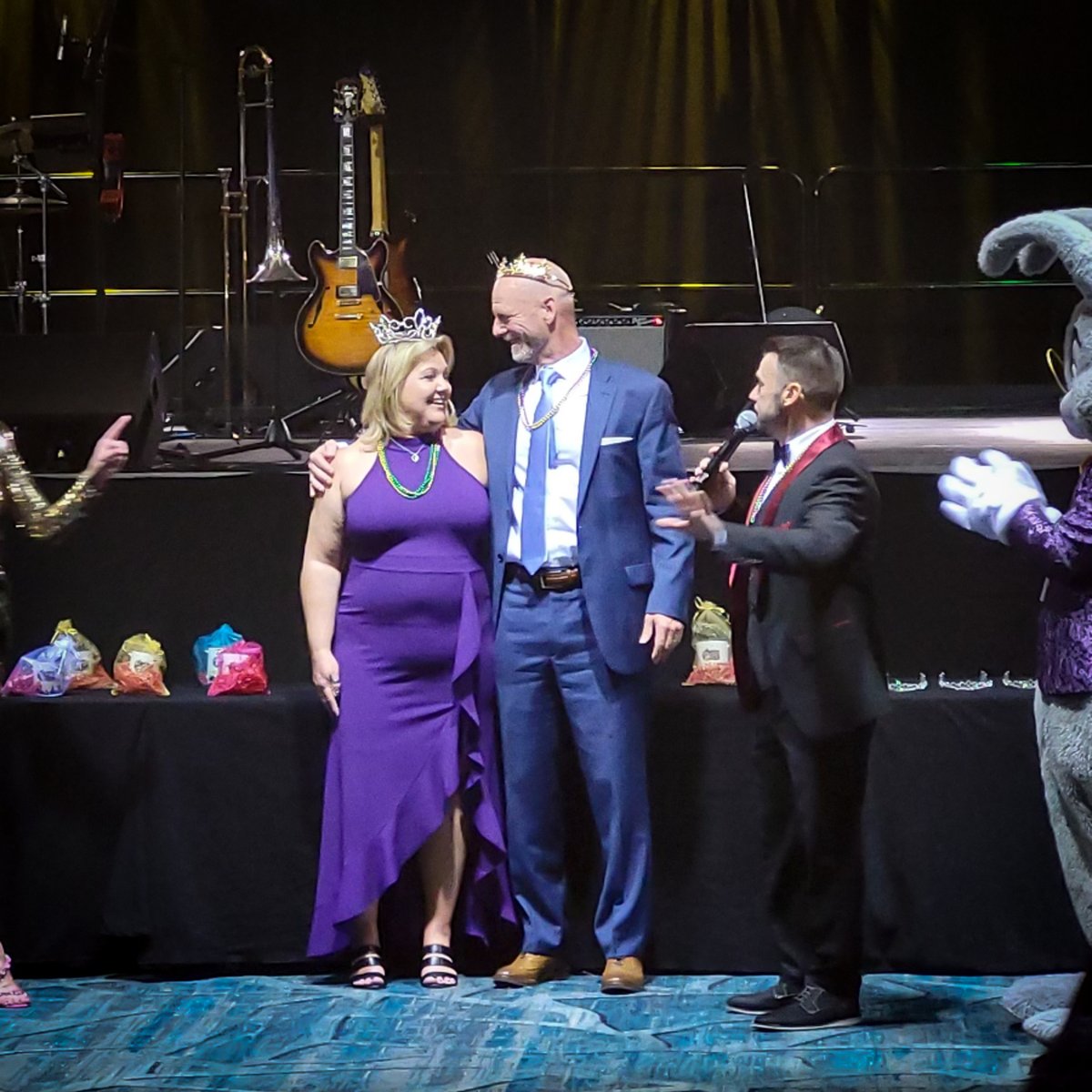 LemieuxAssoc's tweet photo. Congratulations, George Lemieux, for being crowned the 2022 @wci360 Conference King at the @GKTWVillage gala event! Team L&A was honored to have participated in and supported such an amazing charity.
King George, we are so proud! https://t.co/4KPnaLJdc8
