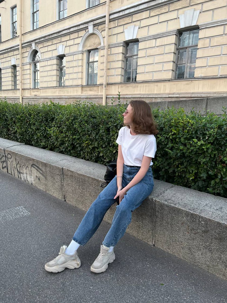 m_taehee's tweet photo. 🧷 https://t.co/HsQNzJvb6M