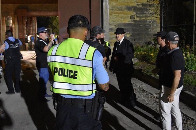 JolietPolice's tweet photo. The Inaugural ‘Blues Brothers Convention’ was 8/19-20 at the @OldJolietPrison. The Blues Brothers also made appearance &amp; performed! @JolietPolice were on site for security &amp; traffic control. We had a great time seeing everyone who came out! @Joliet_Museum #JolietPolice  #BBCon22 https://t.co/4wwZfbd2UF