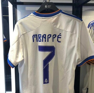 psg in my heart tweet media