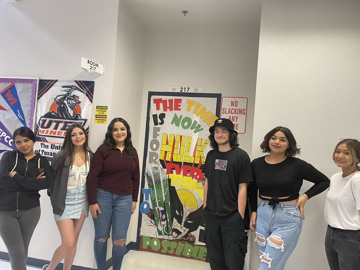 ABustillos_TECH's tweet photo. Awesome door decorating @OptionsHS “Superhero’s, Everything is Possible” #AllDayEveryday #TeamSISD https://t.co/hifT3agFA2