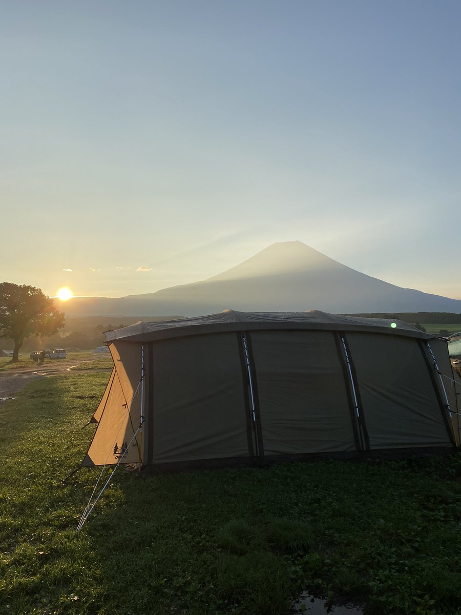 おはようございます(*^^*) 今日はしっかり富士山拝めました！ 気持ちいい(^-^)