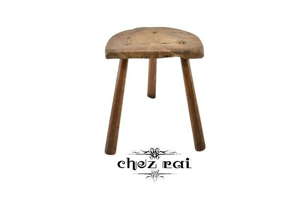 Chezrai1's tweet image. Excited to share the latest addition to my #etsy shop: Vintage French Lovely With Lots Of Knots Wooden Rustic Tapered Three Legged D Stool Tabouret Sturdy Wood Stand Farmhouse Cottage / Chez Rai etsy.me/3pC8ek0 #brown #handmadestool #stool #dstool #frenchstool