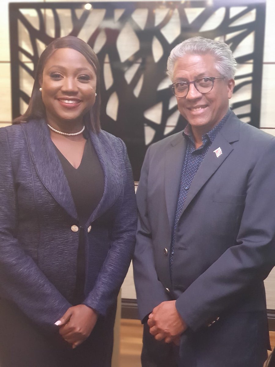 KimberlyDeSou19's tweet photo. Tonight I put Attorney General Reginald Armour SC in the hot seat on tonight's #DelvingDeeper Topics include his dual citizenship, the Miami case and the Law Association's no-confidence motion. Join us from 7:00pm on @tttliveonline
#TrinidadandTobago
#KimberlyDeeHost https://t.co/ORN58mwGof