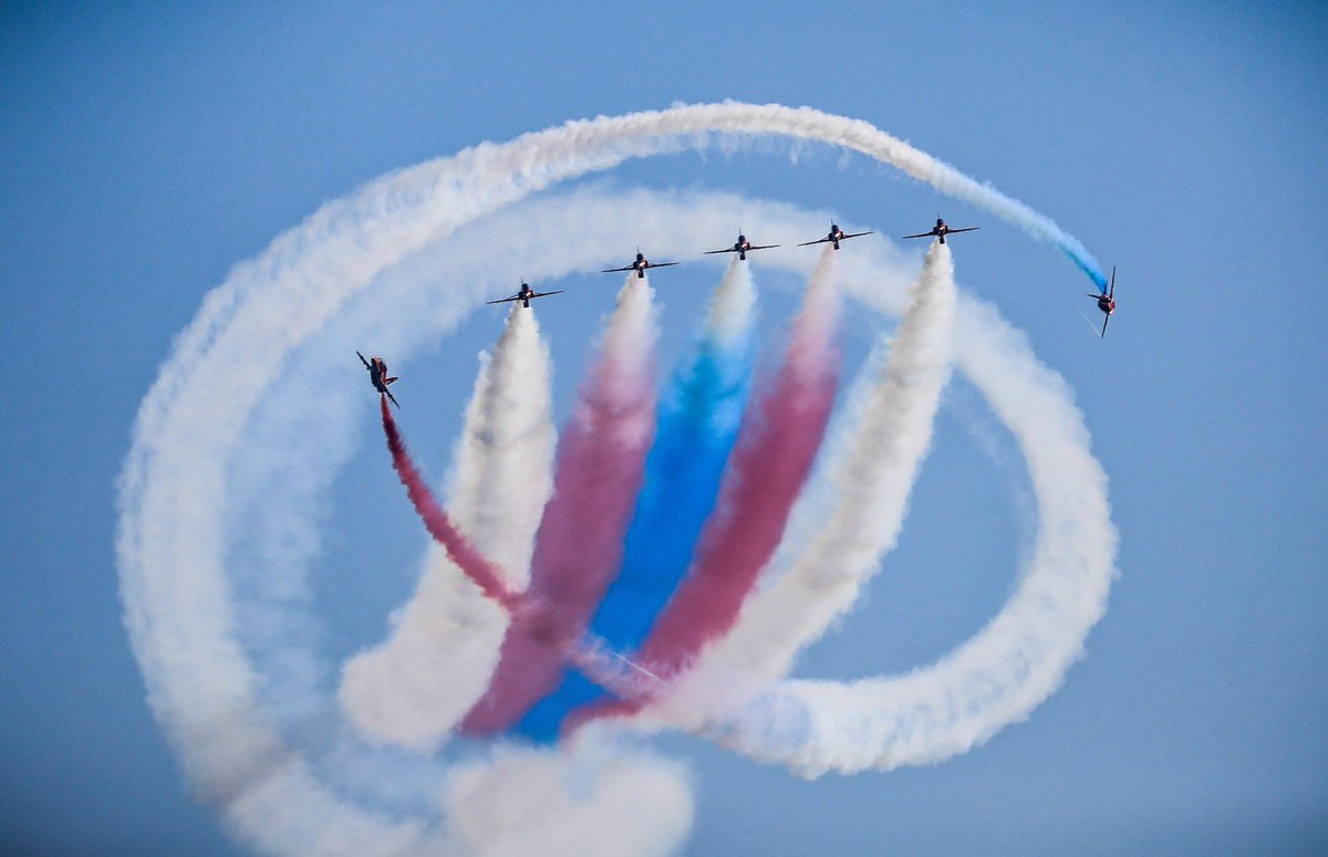 SouthendAir's tweet photo. Since 2012, no May bank holiday weekend has been the same in Southend.

Now we are planning to bring it back to our skies! Bigger and better than ever!

Exactly what our newly appointed city status deserves!

📸 RAF Red Arrows

#beingbacksouthendairshow https://t.co/rOitvAxZ93