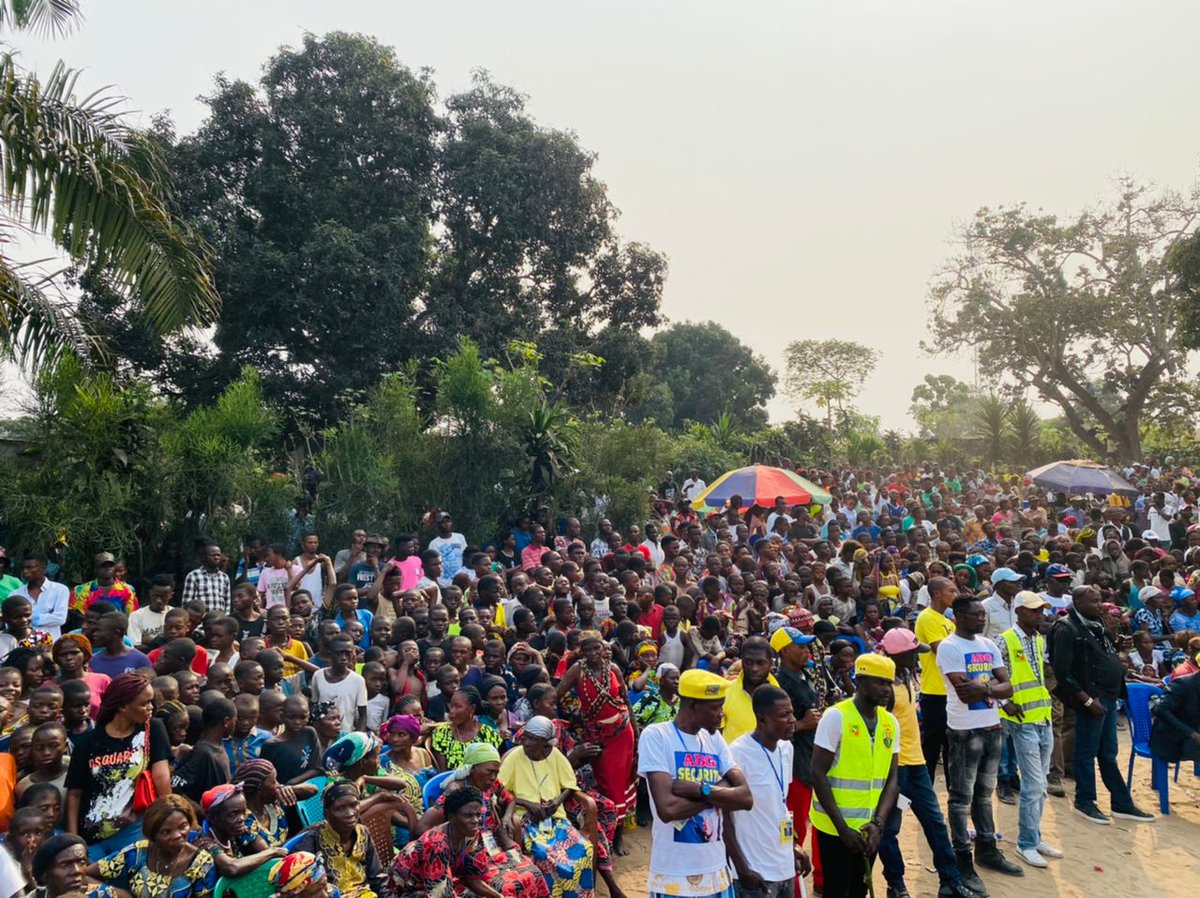 LandryMfutila's tweet photo. Les Adhésion continués au sein de l'#ABG parti Cher à l'honorable Jonathan BIALOSUKA WATA, aujourd'hui c'est le tour du Pasteur #Bozi ANDULU de #Kimbaseke
2023, Soutien total au #FATSHI13 ✌️❓✌️🇨🇩✌️ https://t.co/exQuNt893U