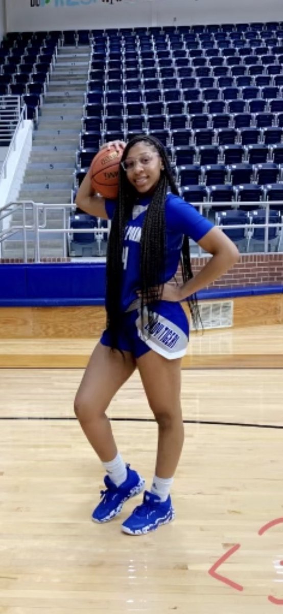 Antronea Jackson tweet media