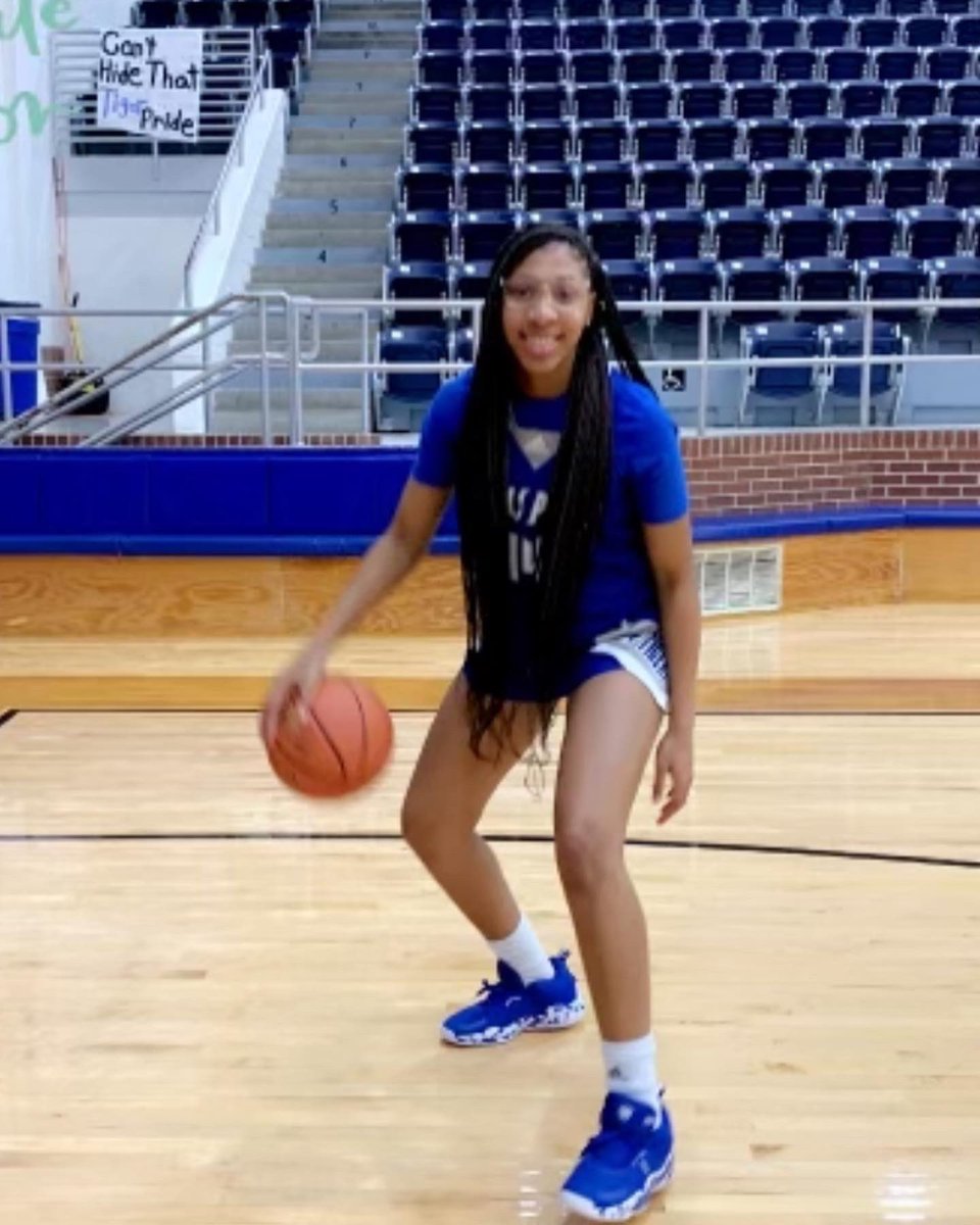 Antronea Jackson tweet media