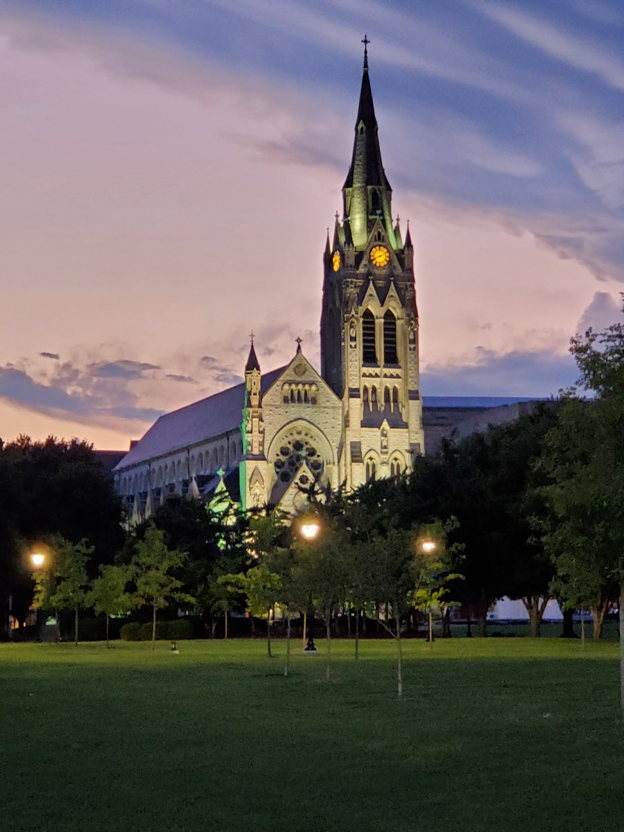 Susan Fanale (@susan_fanale) on Twitter photo Was lucky enough to get this campus beauty pic of <a href="/SLU_Official/">Saint Louis University</a> College Church last night. Saved it for today. First Student Mass of the school year tonight. #grateful #Beautiful #community Was lucky enough to get this campus beauty pic of <a href="/SLU_Official/">Saint Louis University</a> College Church last night. Saved it for today. First Student Mass of the school year tonight. #grateful #Beautiful #community