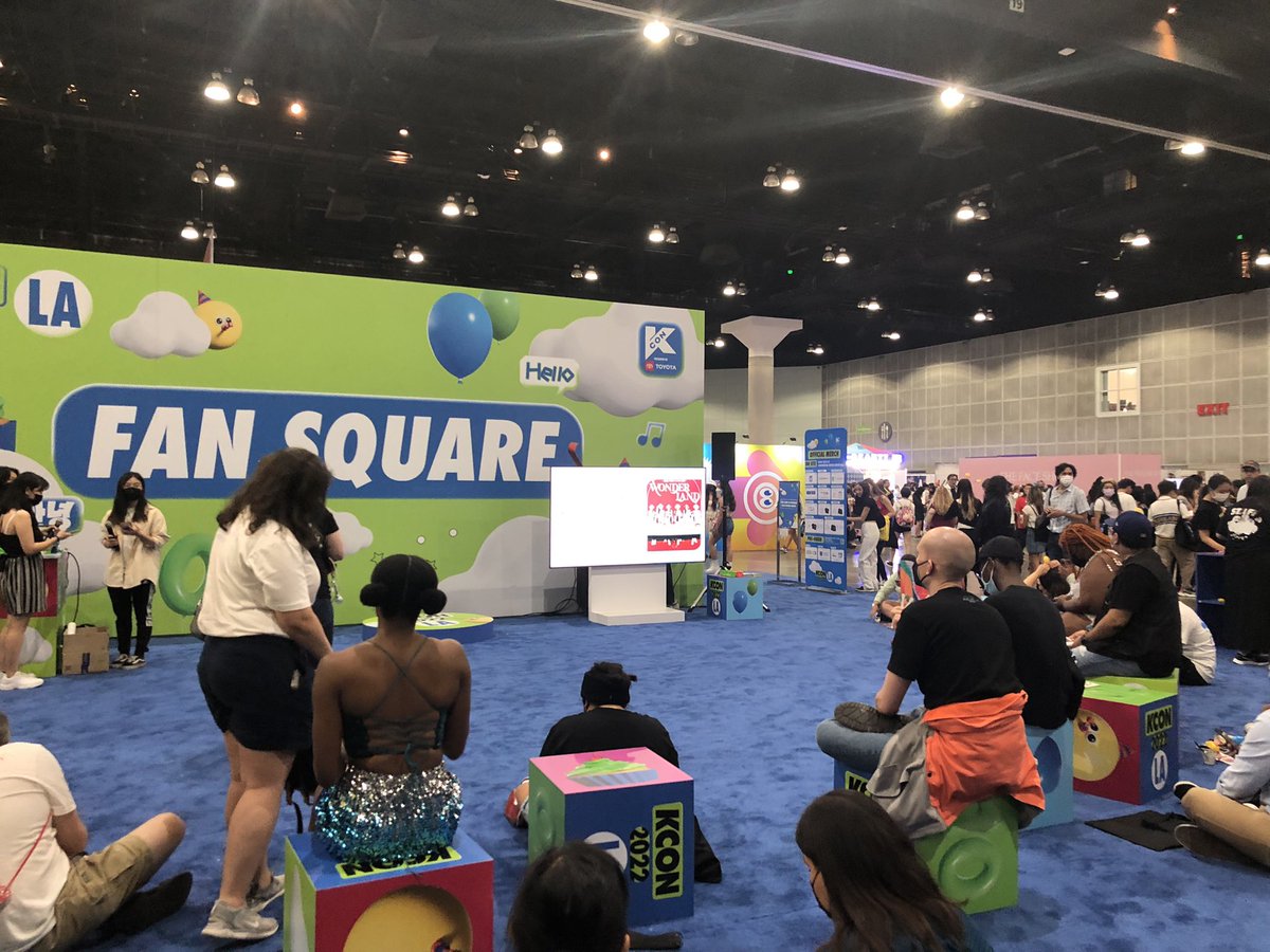 wjsn__usa's tweet photo. WJSN FANCLUB EVENT 

our fanclub meeting is starting now in fan square! make sure to check it out! 

#wjsn #우주소녀 #kcon #KCON2022LA https://t.co/Dvb3kkLKEo