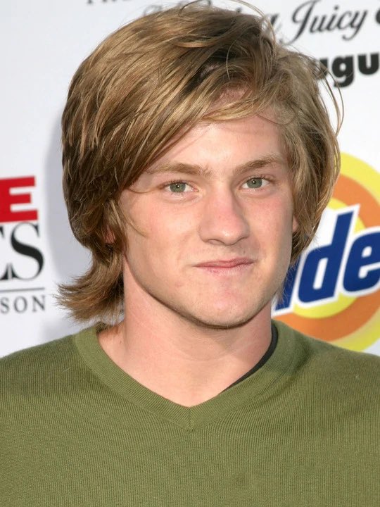 Happy Birthday to Cody Kasch . 