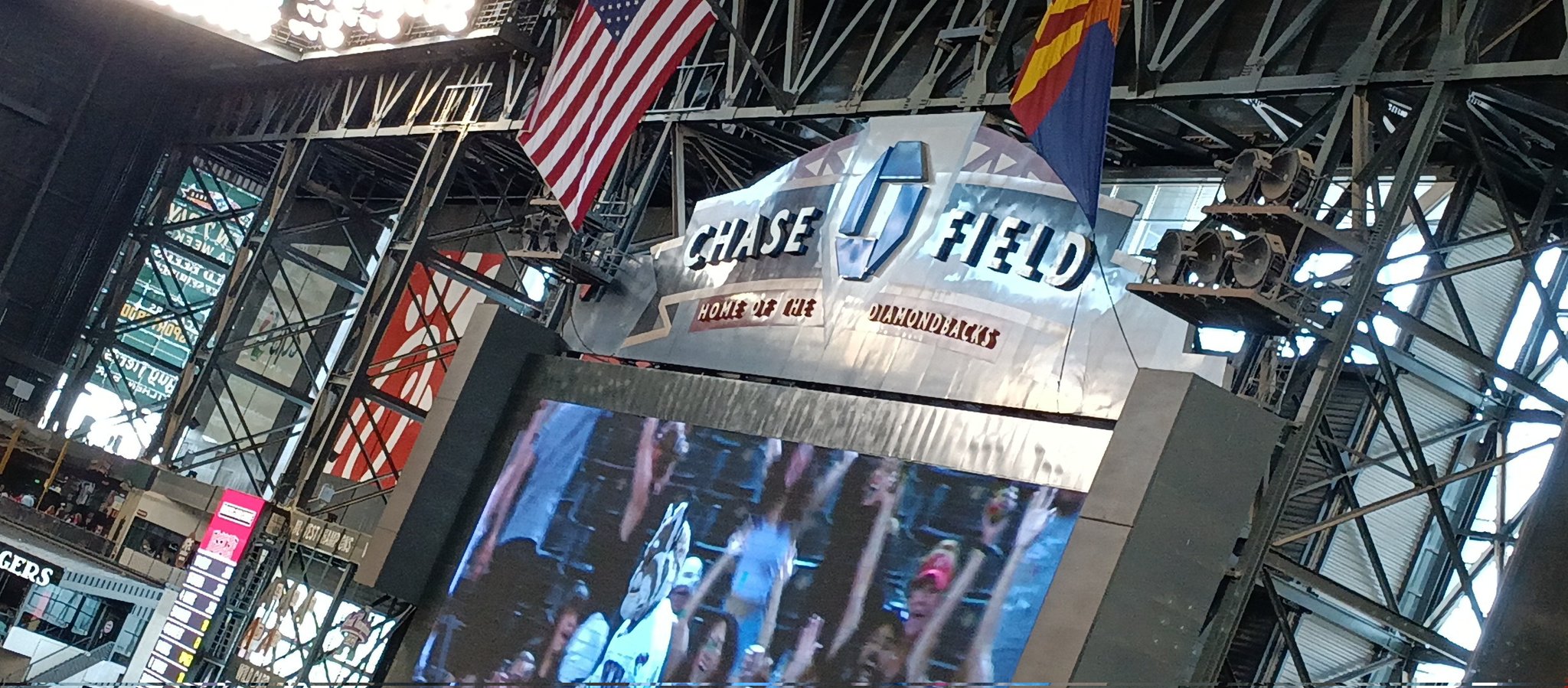 Capt_Dino (Gaby) 🦕🔞 on Twitter "Mother/Son Day at the BallPark Dbacks