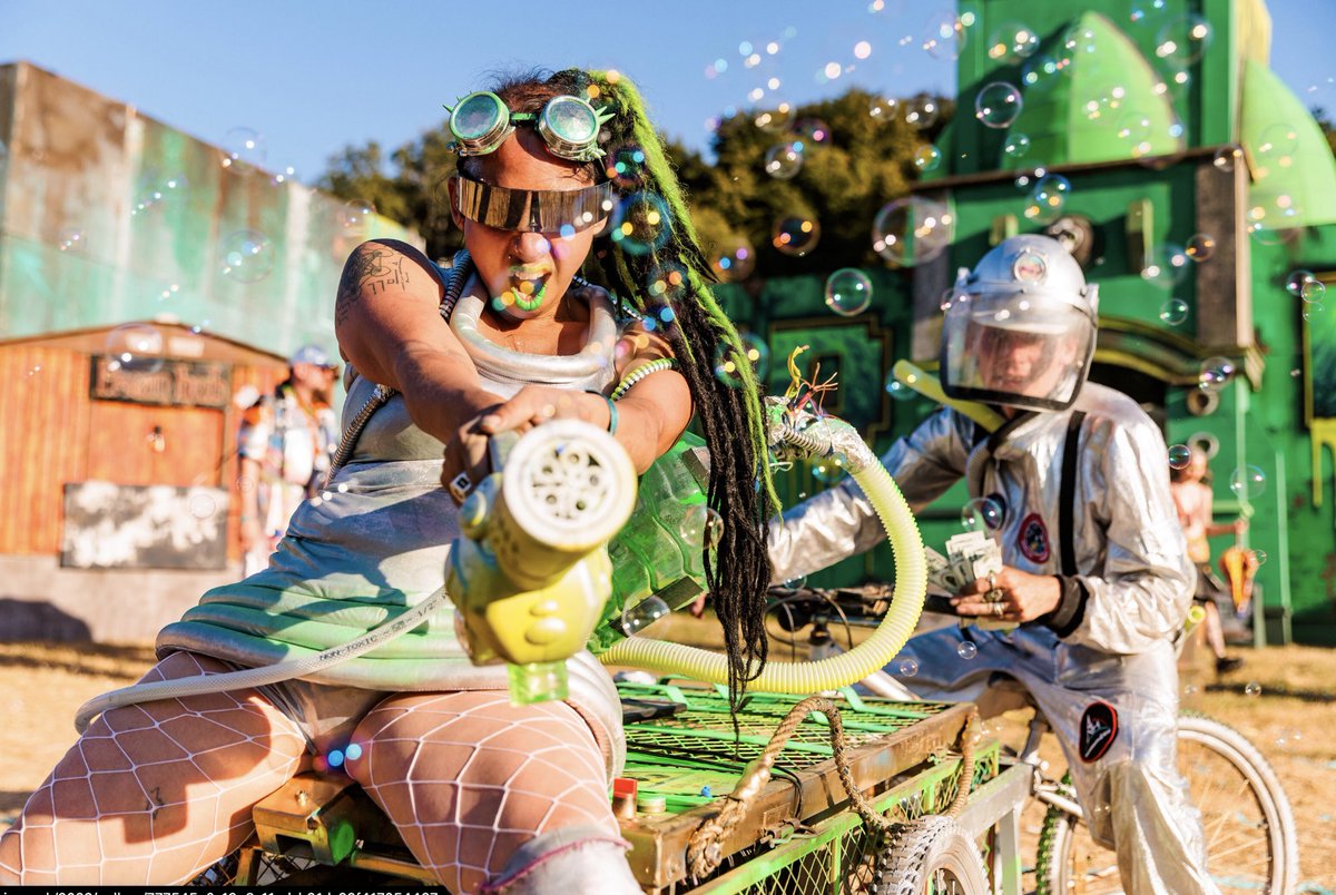 TerminatrixBorg's tweet image. Performing at area 404 @BoomtownFair for the mechanical menagerie 
#boomtown2022 #aliens #actors #cyberpunk #walkabout