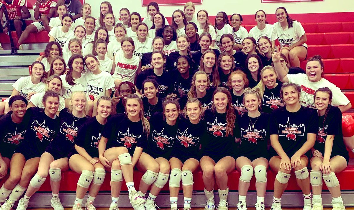 RedHawkVB's tweet photo. PreSeason 2️⃣0️⃣2️⃣2️⃣ Complete✅✅ Program #HomeOpener Wednesday vs WWS 6pm!! #GameWeek 🏐💪 #CamoParty🫵 https://t.co/wP52EpCUnQ