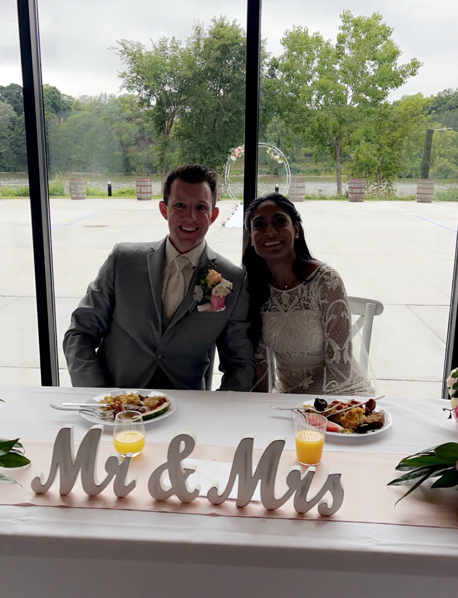 BrosThatStream's tweet image. The Bro Matt did a thing today 

🥂💒💃🏼