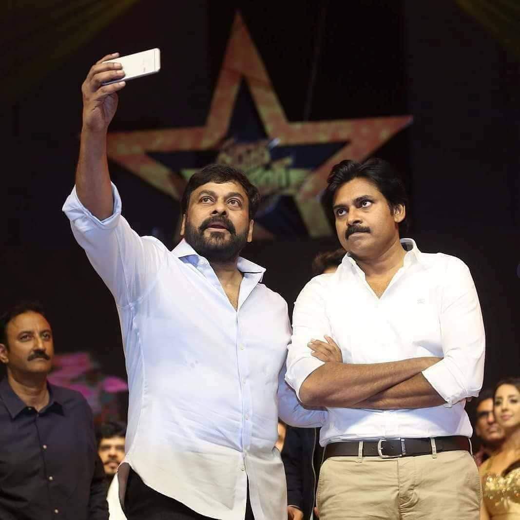 DasaradhNaredla's tweet photo. #HBDMegastarChiranjeevi https://t.co/Fz67nxoMZ8