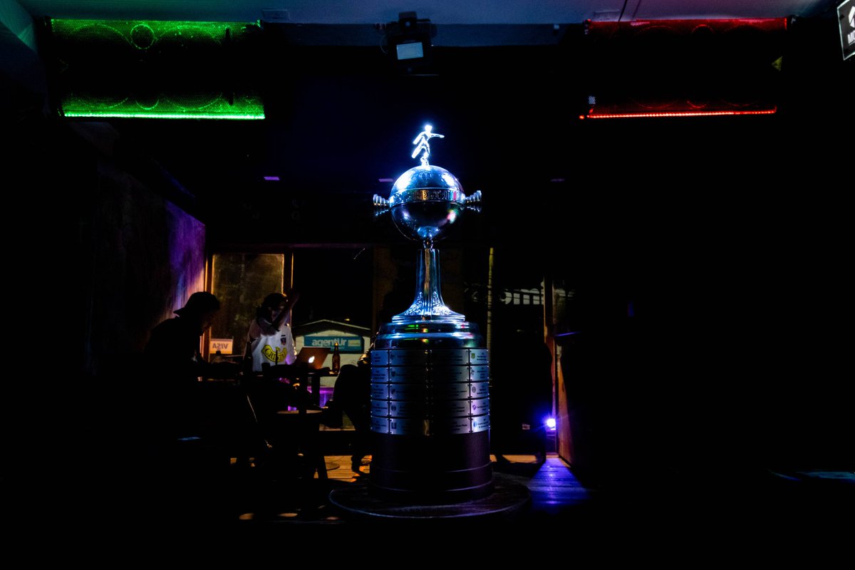 SilmarilCR's tweet photo. @MasterChiefED @TrujilloArenas @jerofreixas @oncecaldas Y el viernes toca @ProjectMorrison asi  que la fiesta esta garantizada, @jerofreixas yo invito a la primera de Ron y nos tomamos una foto con la copa https://t.co/tGdogBkzMf