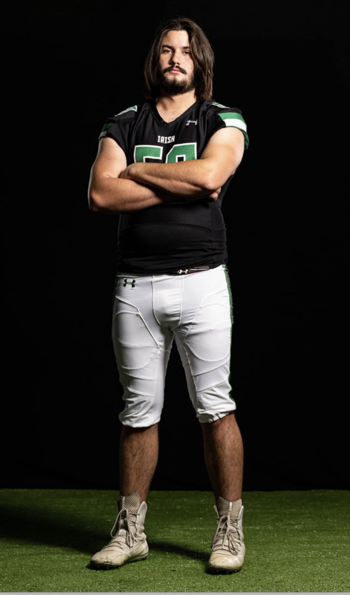 Brody50Smith's tweet photo. Senior Year, T-minus 5 days. ☘️🏈☘️ https://t.co/fhtAEBzY6j