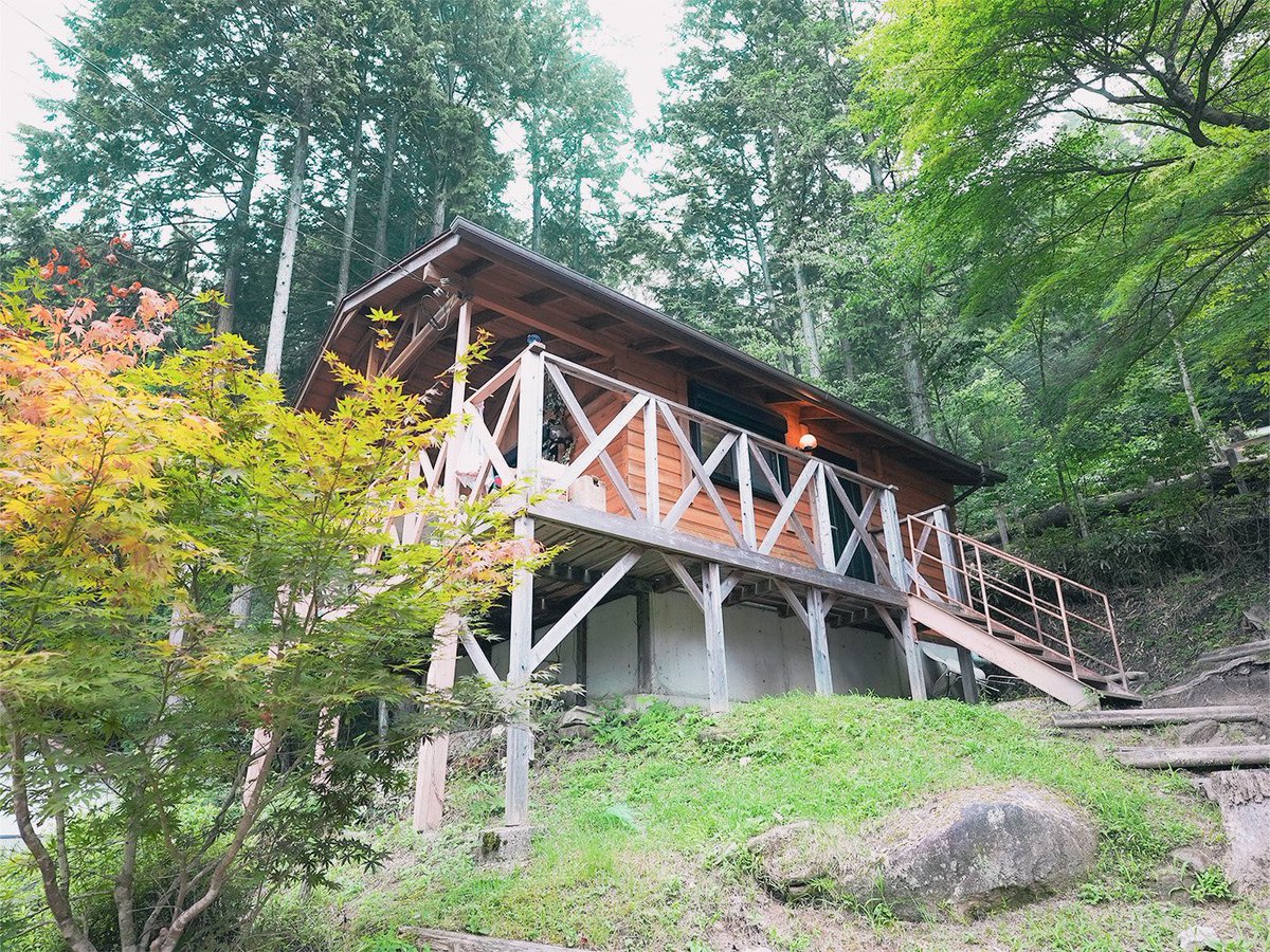 shuhei_308's tweet image. 愛知三河湖で最高なコミュニティメンバーでキャンプ🏕して来ました🙋‍♂️

2年前、挑戦するなら同じ志を持った仲間と前に進みたいなと思って作った作業会コミュニティ。出会いはTwitter。それが2年も続いて、キャンプできるなんて思ってなかった。

持つべきものは仲間！またやりたいね☺️
#codechallenger