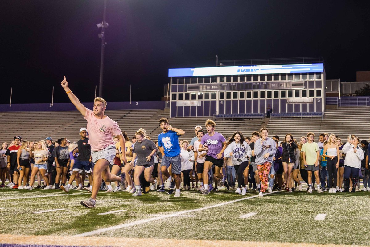 Our new Dukes just took “Brighten the lights of Madison” to another level with a night of friends, fun and a little dancin’ 🐸💛 under the lights of Bridgeforth Stadium.