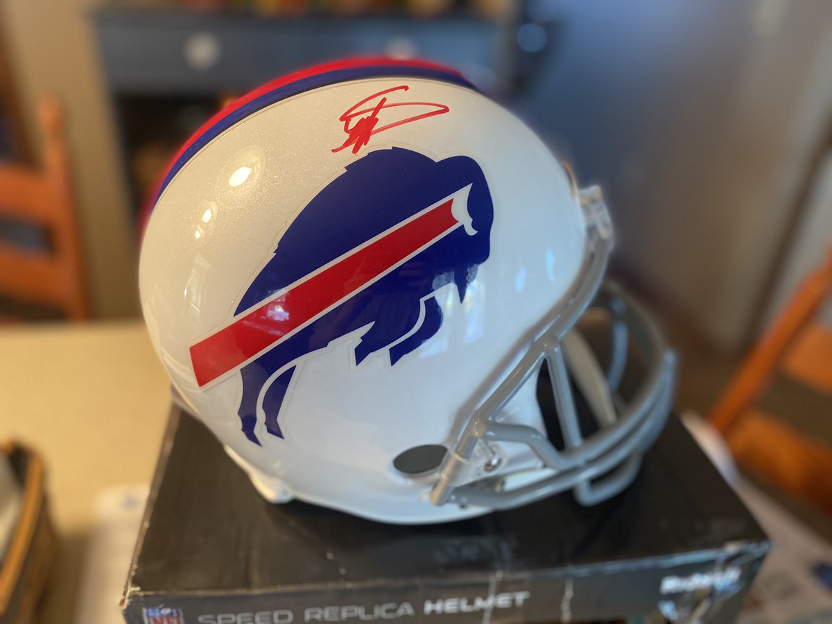 Signed Sports Jerseys and Memorabilia tweet media