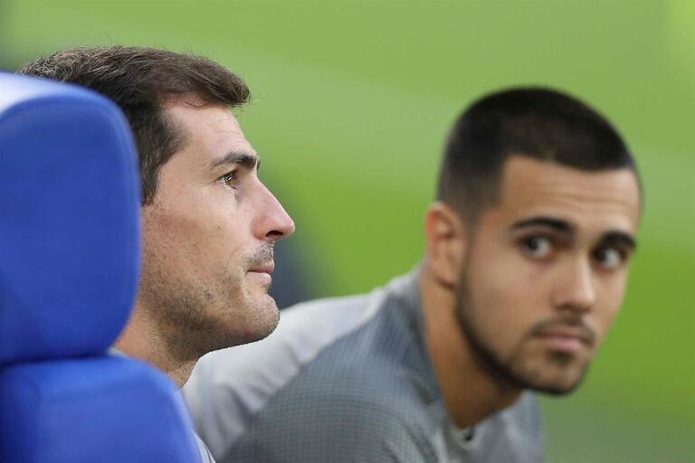 Iker Casillas em 2018: "O Diogo Costa é um craque, vai ser um grandíssimo guarda-redes."

Game recognizes game. 🫡