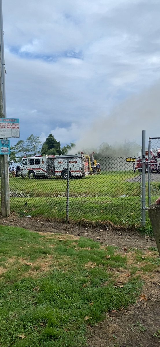 EchoesofEarth's tweet photo. Historic House on Owings Beach Point…just down the street on Fire.  Glad the fire trucks got here quick #deale #fire #deale42 https://t.co/p48EUsX9jo