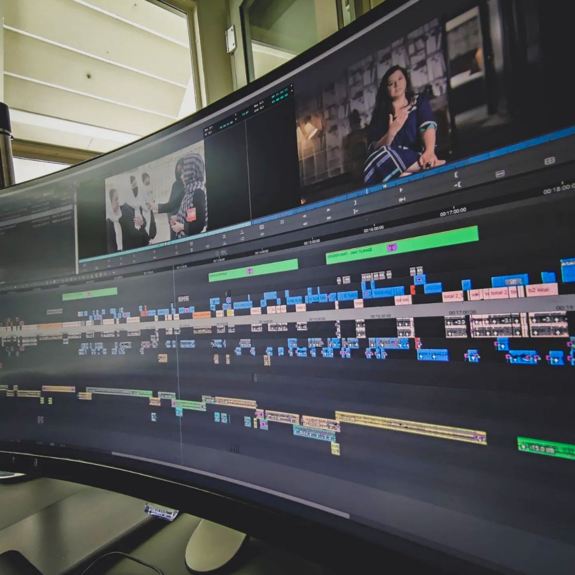 MediaComposer's tweet image. ✂️ Just keep cutting
📷 instagr.am/jeppesvendsen
▶️ avid.com/media-composer

#cuttingroom #avidmediacomposer #avideditor #postproduction #mediacomposer #avid