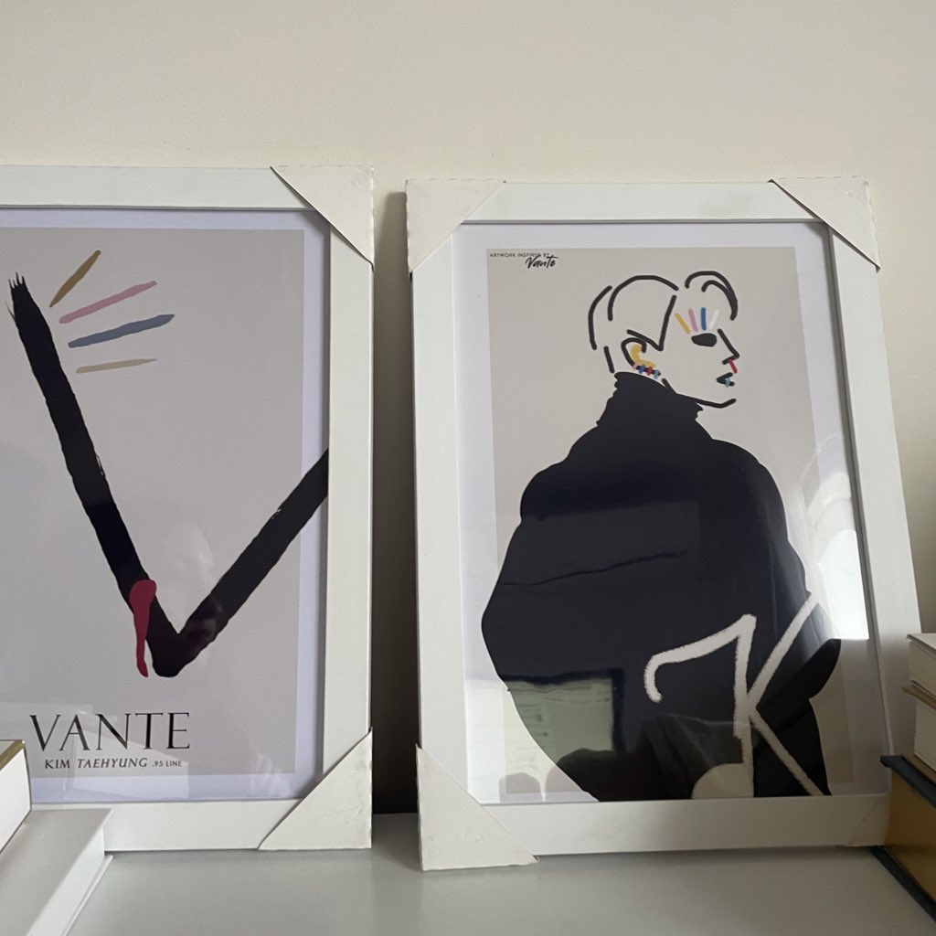 yanteshop's tweet photo. produtos da minha loja inspirados no BTS para você decorar sua casa e utilizar como acessório no dia a dia 

de seu RT para ajudar a minha lojinha a chegar em novos barmys 🤍 https://t.co/qJF44cjiT6