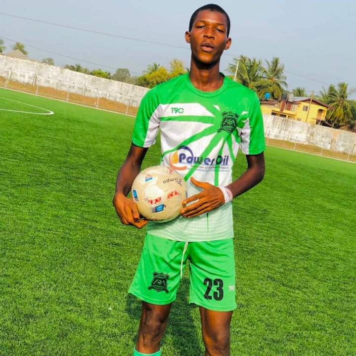 13SportsM's tweet photo. Come one Come all on the Tusa Field Sports Stadium In Gardnersville as #13management Newest Striker Yaya Kamara is going to be in Action Tomorrow Monday For His Club GrassfieldAthletic Club Against Hawa football club in the Gardnersville Sub -Committee Pre-Season Tournament https://t.co/Ga0hhA9I1j