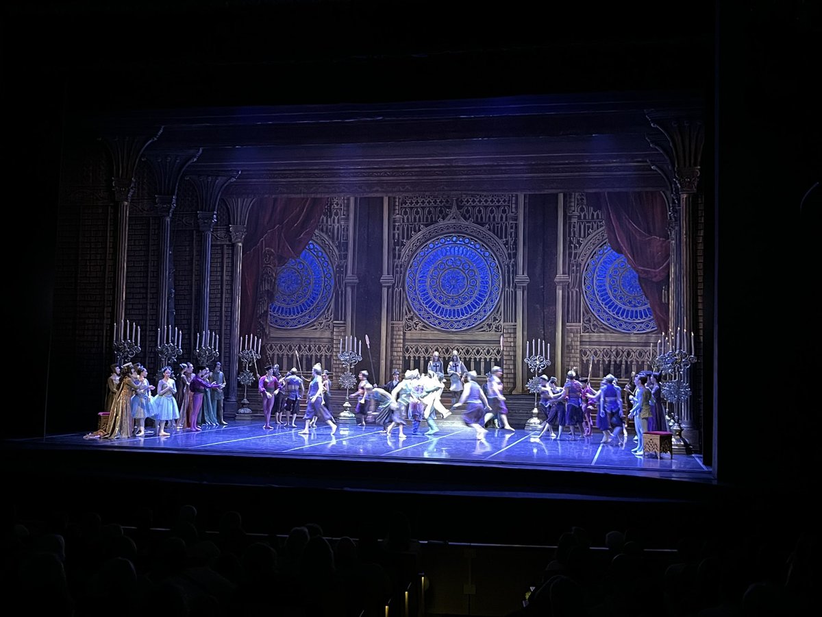 BNS orgullo nacional. Excelente espectáculo.