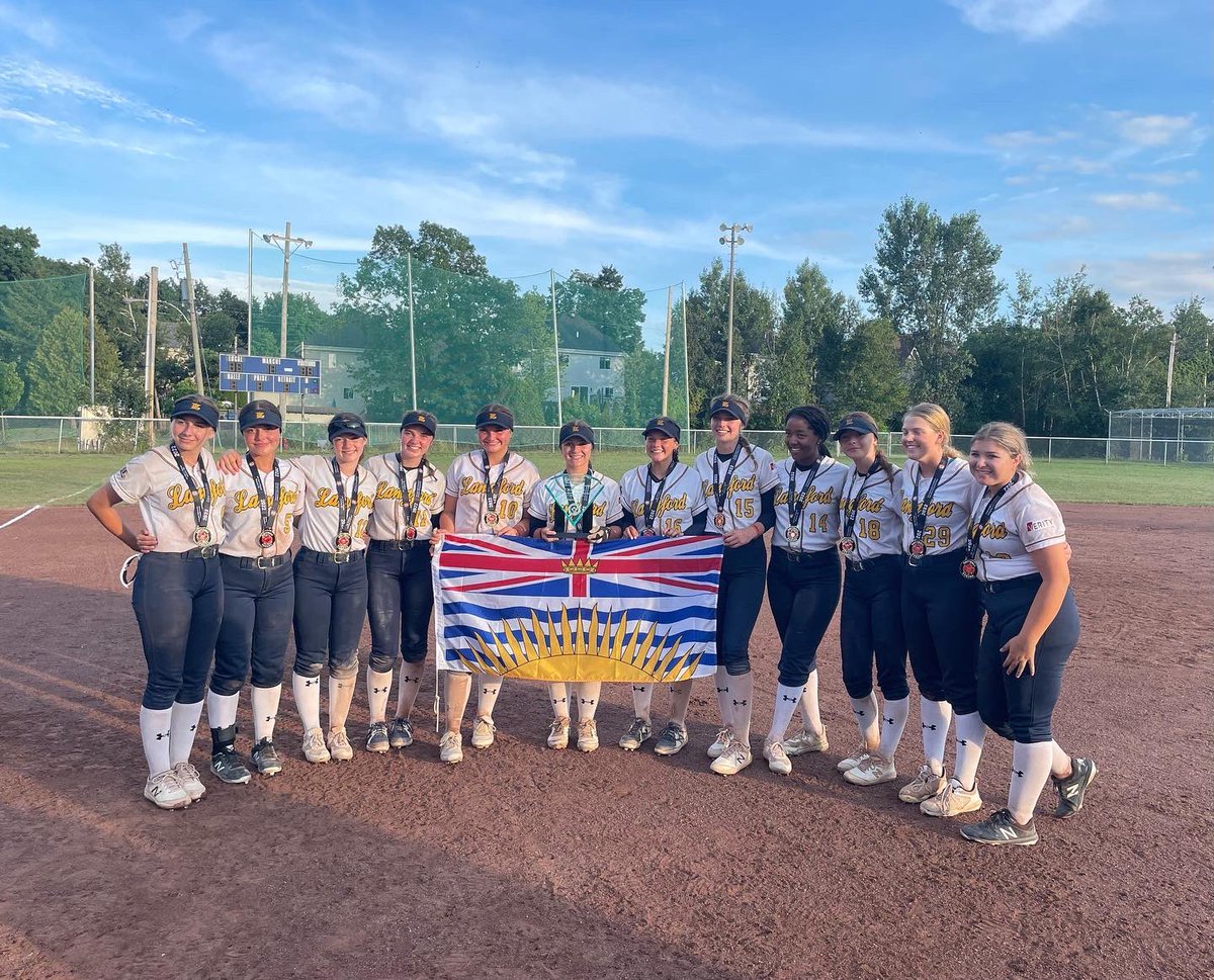 lightning05A's tweet photo. 2022 U17A CANADIAN NATIONAL CHAMPIONS!🥇#strikefirst #rolllightning #langford05A ⚡️💙🤍 https://t.co/Ecgp2Gkk6h
