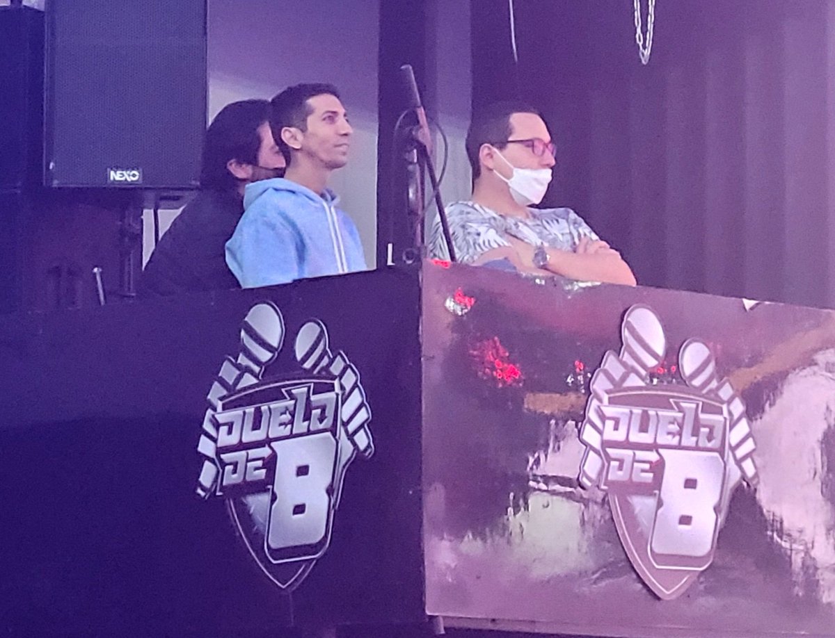 jerjar89's tweet photo. #Duelode8 el flaco @Ggranda7 a lo que te expones 😄 https://t.co/y43U7M6i4Y