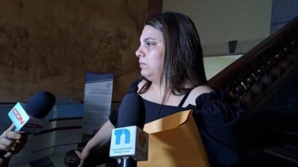 DiarioLibre's tweet photo. ⚖ | #JusticiaDL | Hermana de Duncan pide cambiar fiscal por supuesta amistad de Alburquerque Comprés con Fiscalía del DN
🔗 https://t.co/XS5OrjC7si
#DiarioLibre #ActualidadDL #Fiscal #Duncan #MinisterioPúblico #JusticiaDL #AlburquerqueCompres https://t.co/crc2DuUxGG